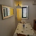 Appartement & Luka Bol